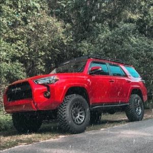 Meet your Posher, Conner